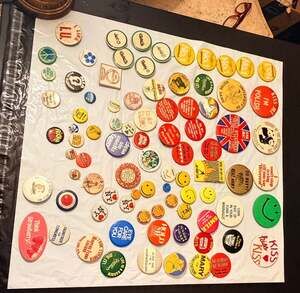 Collection of 86 Vintage Pinback Buttons Including Assorted Pop Culture and Poli